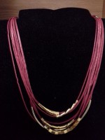 Colar casual - Cor: Vinho