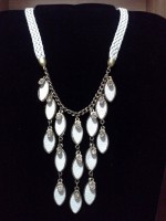 Colar folha - Cor: Nude